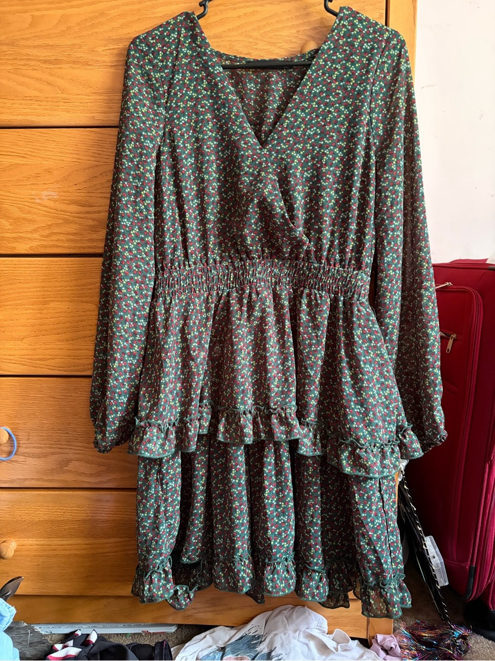 Floral V-Neck Long Sleeve Tiered Dress in Green